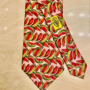 Gucci watermelon tie vintage nwot. Fun tie. Very rare tie